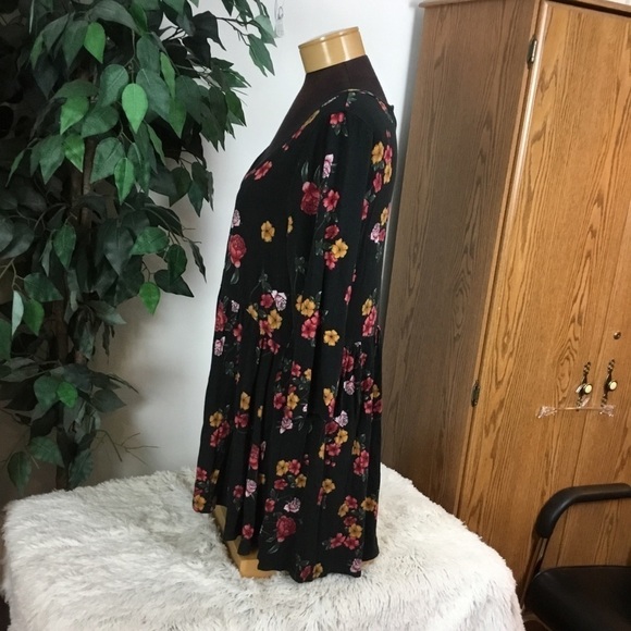TORRID Size 1 black floral button down baby doll style 3/4 sleeve 🔝 - Picture 13 of 15